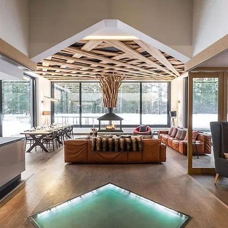 5br Beautiful With Exceptional Facilities *
